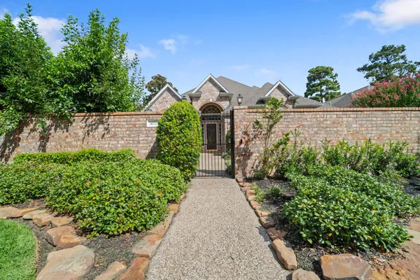 5030 HUNTWICK PARC CT