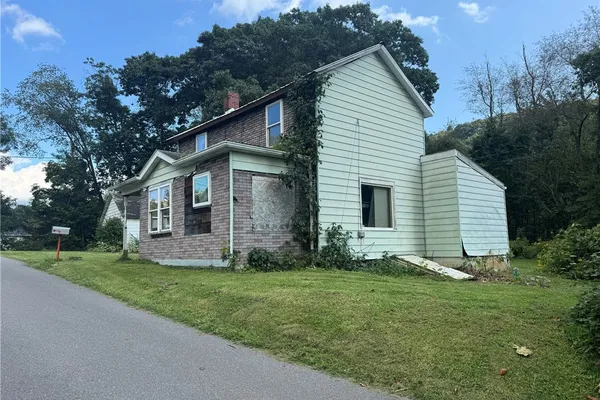 134 CAROLINE ST