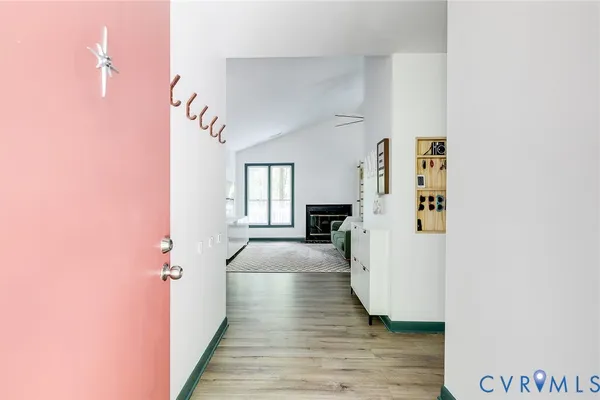 14101 LIBERTY OAKS CIR