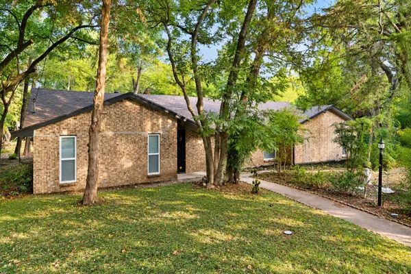 1018 RANDY RD
