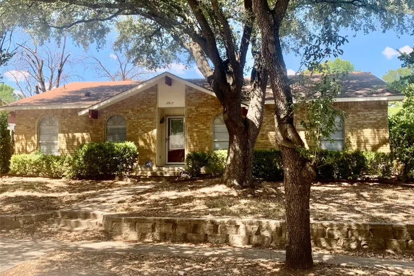 2917 CLOVER VALLEY DR