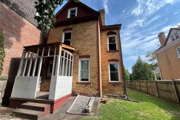 6812 MCPHERSON BLVD