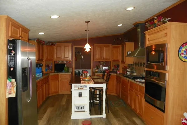 22303 PORK HILL RD