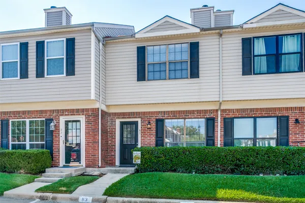 208 SAMUEL BLVD 3N