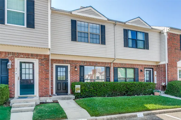 208 SAMUEL BLVD 3N