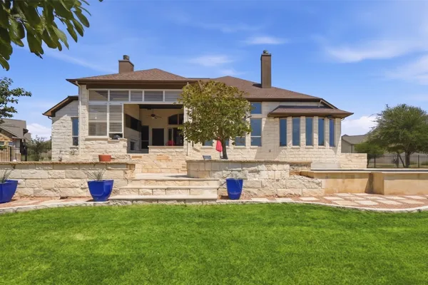 290 HONEY LOCUST CT