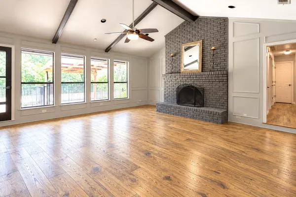 1405 HATTIESBURG LN
