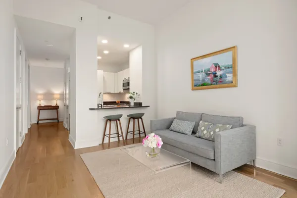 250 E 49TH ST 12D
