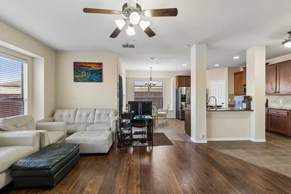 2505 CAIN RIVER DR