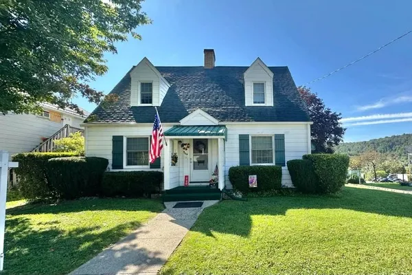 720 PENN ST