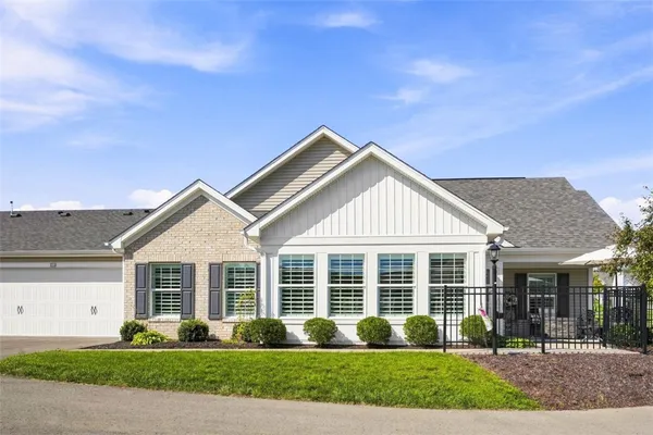 1111 SANDY RIDGE DR