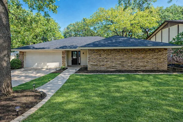 5209 SMOKERISE CT
