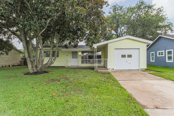 1306 GLENCREST DR