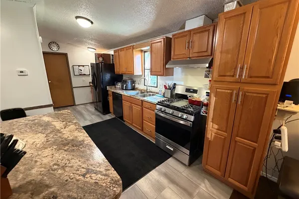 58 W CANYON DR