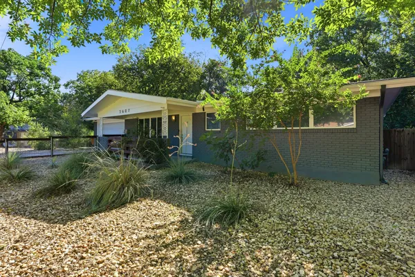 5607 BERKMAN DR