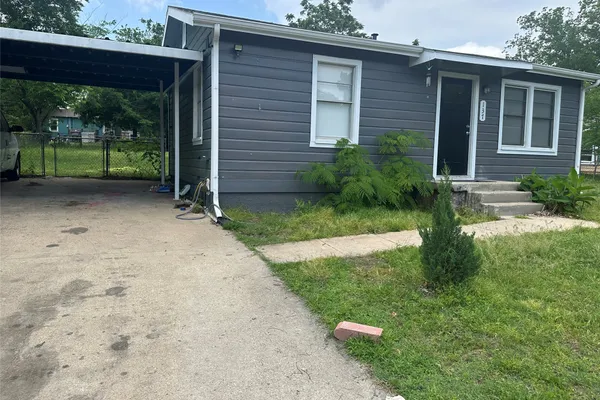 137 LYNN DR