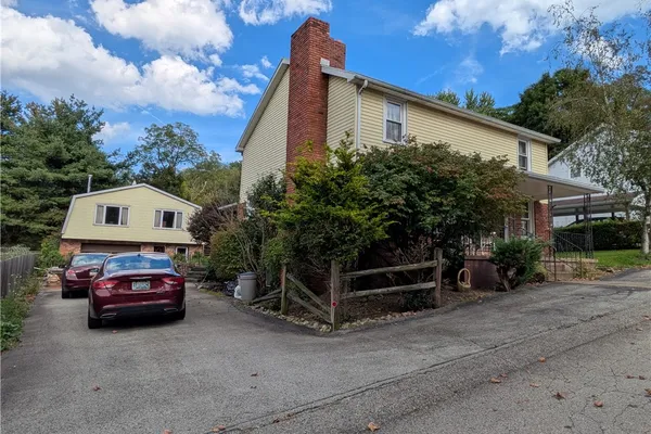 62 CLOVERDALE