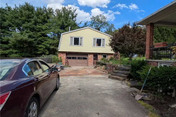 62 CLOVERDALE
