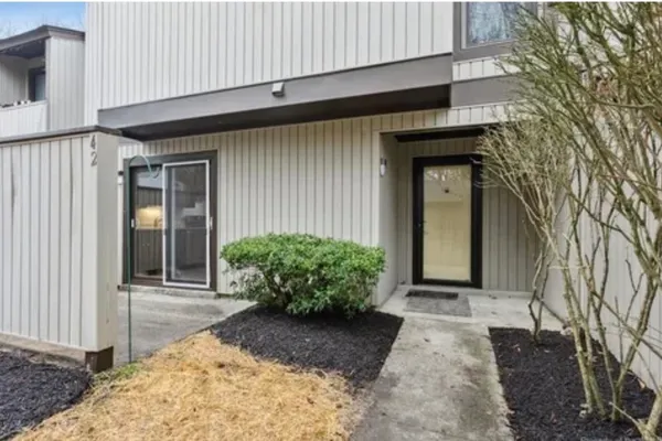 42 SPRING E