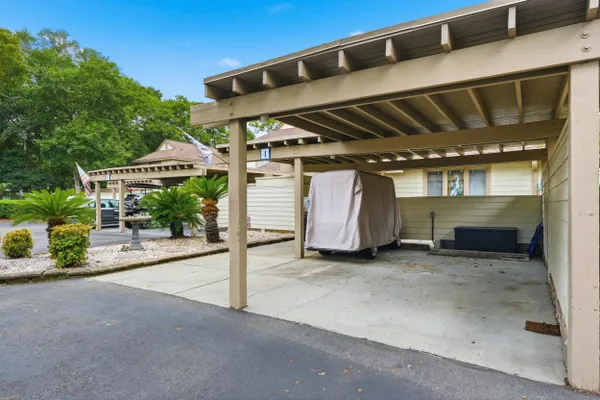 490 OCEAN CREEK DR GH 4