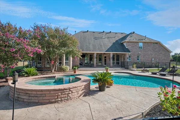1920 NORTHFORK LN