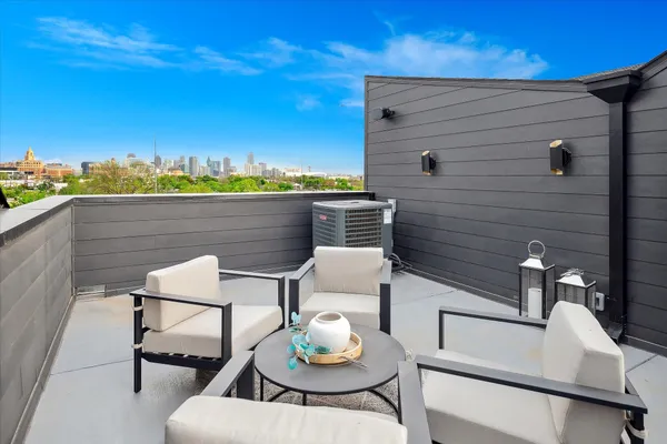 4534 LAKE AVE 103