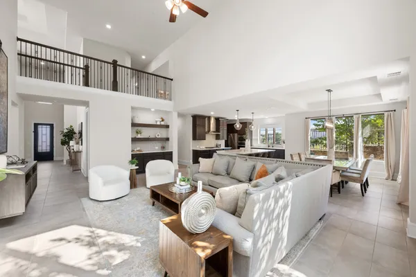 499 ANFIELD CIR