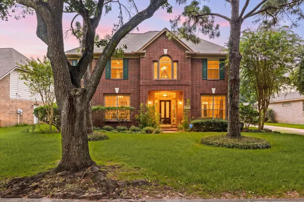 9423 WALNUT BROOK CT