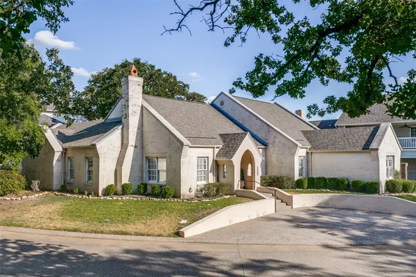 1208 KELPIE CT