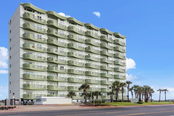 9420 SEAWALL BLVD 705