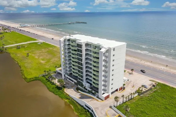 9420 SEAWALL BLVD 705