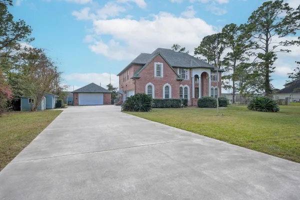 13415 LUCIEN LN