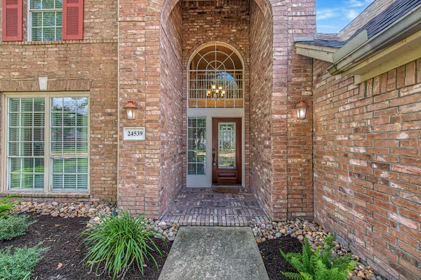 24539 PELICAN HILL DR