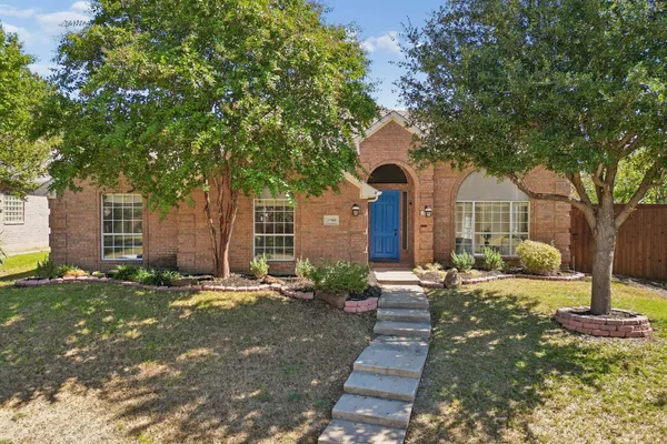 3700 MAYWOOD CT