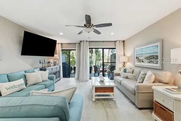 113 SHIPYARD DR 109