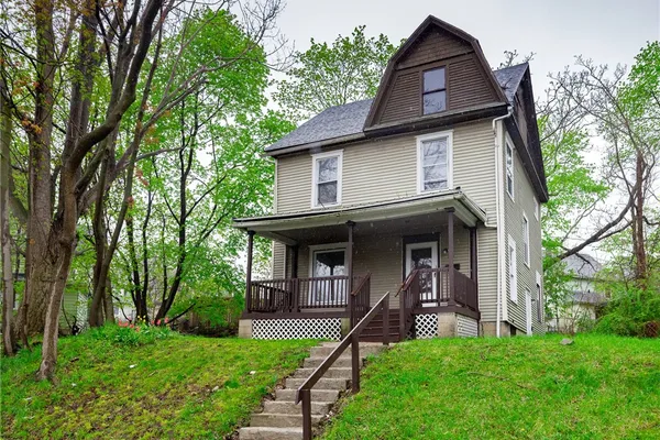 213 FLINT ST