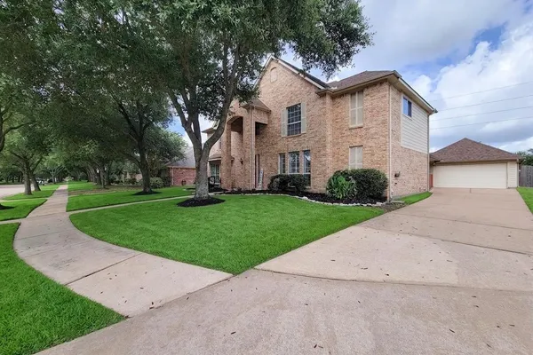 17715 LAGUNA TRAIL DR