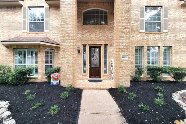 17715 LAGUNA TRAIL DR