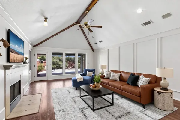2321 PIEDRA DR