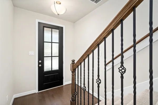 9521 TOWNE LAKE PKWY