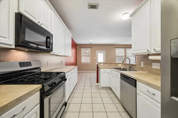 341 CAPELLA OAKS LN