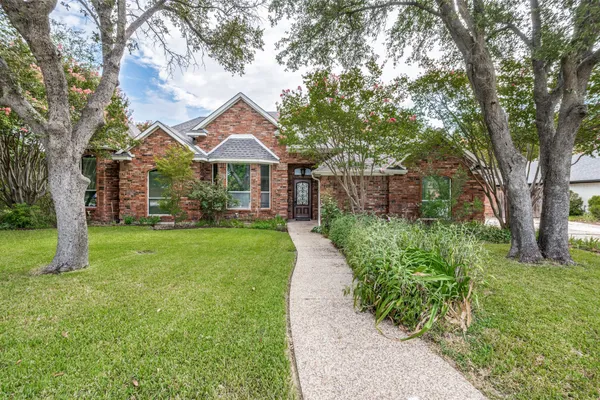 252 PLANTATION DR