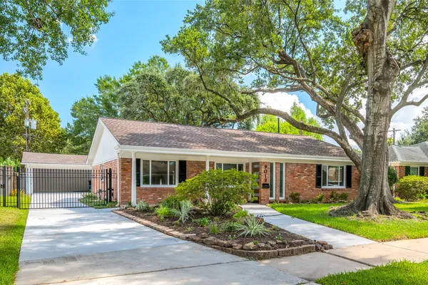 9019 KAPRI LN