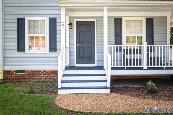 401 SEVEN PINES CT