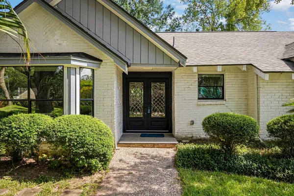 12523 HONEYWOOD TRL