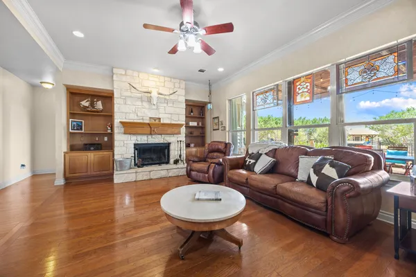 101 SONORA DR