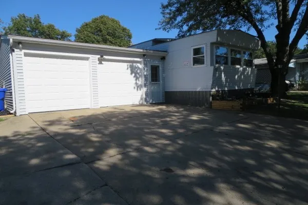 72 W CANYON DR