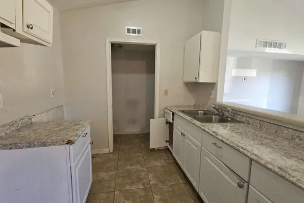 14131 CALLAHAN DR