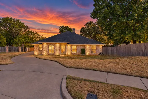 301 MORRISON CT