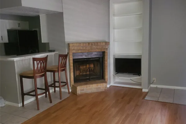 1505 WARD RD 218